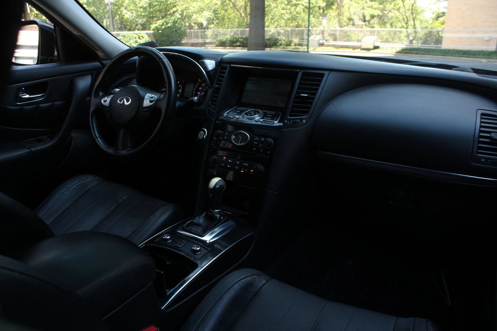 Used 2016 INFINITI QX70 AWD image 26