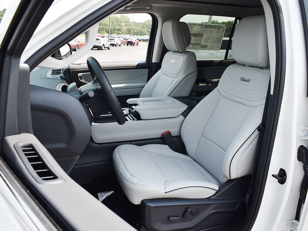 New 2027 Ford Expedition Max Platinum w/ Platinum Ultimate Package AWD/4WD image 5