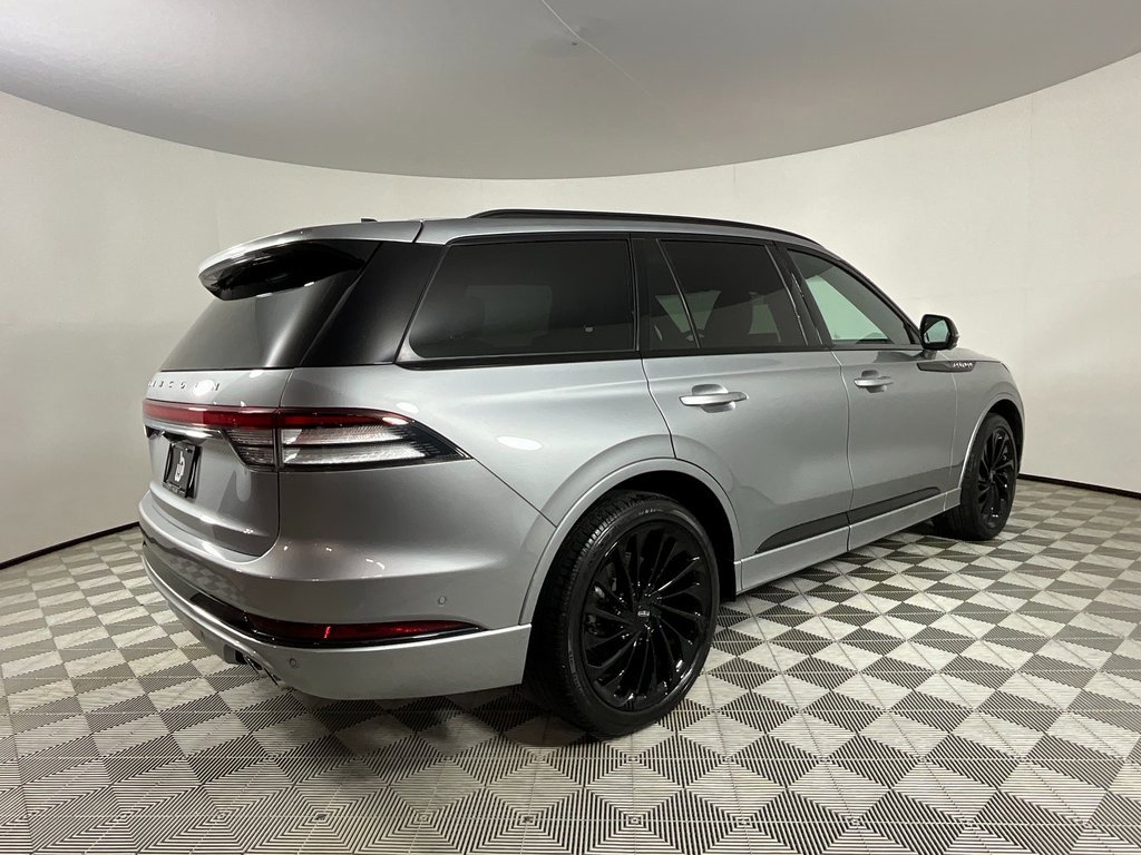 Certified 2024 Lincoln Aviator Reserve w/ Equipment Group 201A image 4