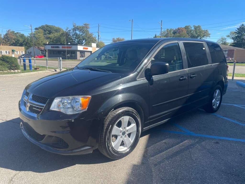 Used 2016 Dodge Grand Caravan SE w/ Quick Order Package 29E SE
