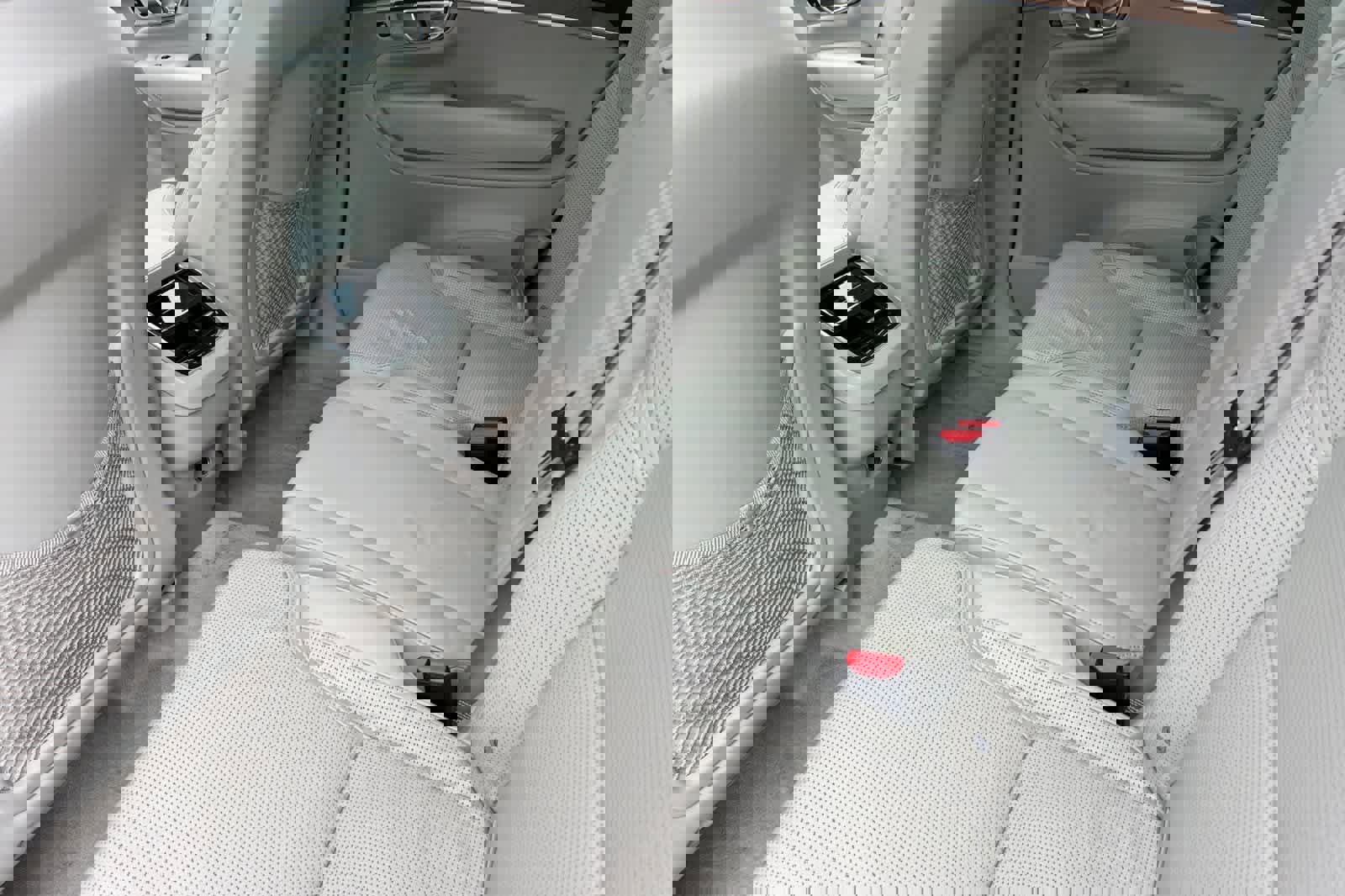 Used 2016 Volvo XC90 T6 Inscription w/ Vision Package image 5