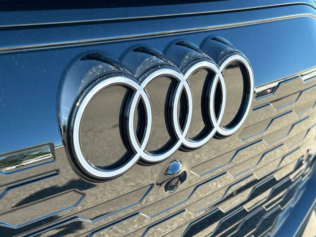 Used 2025 Audi Q6 e-tron Premium w/ Convenience Package RWD image 43