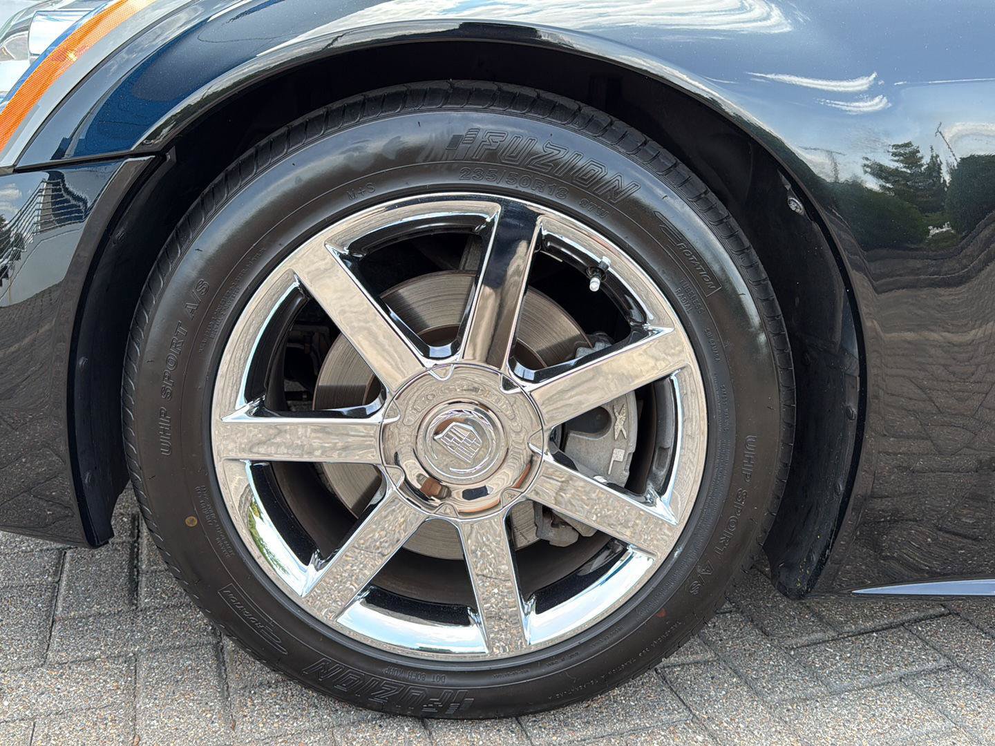 Used 2006 Cadillac XLR RWD image 9