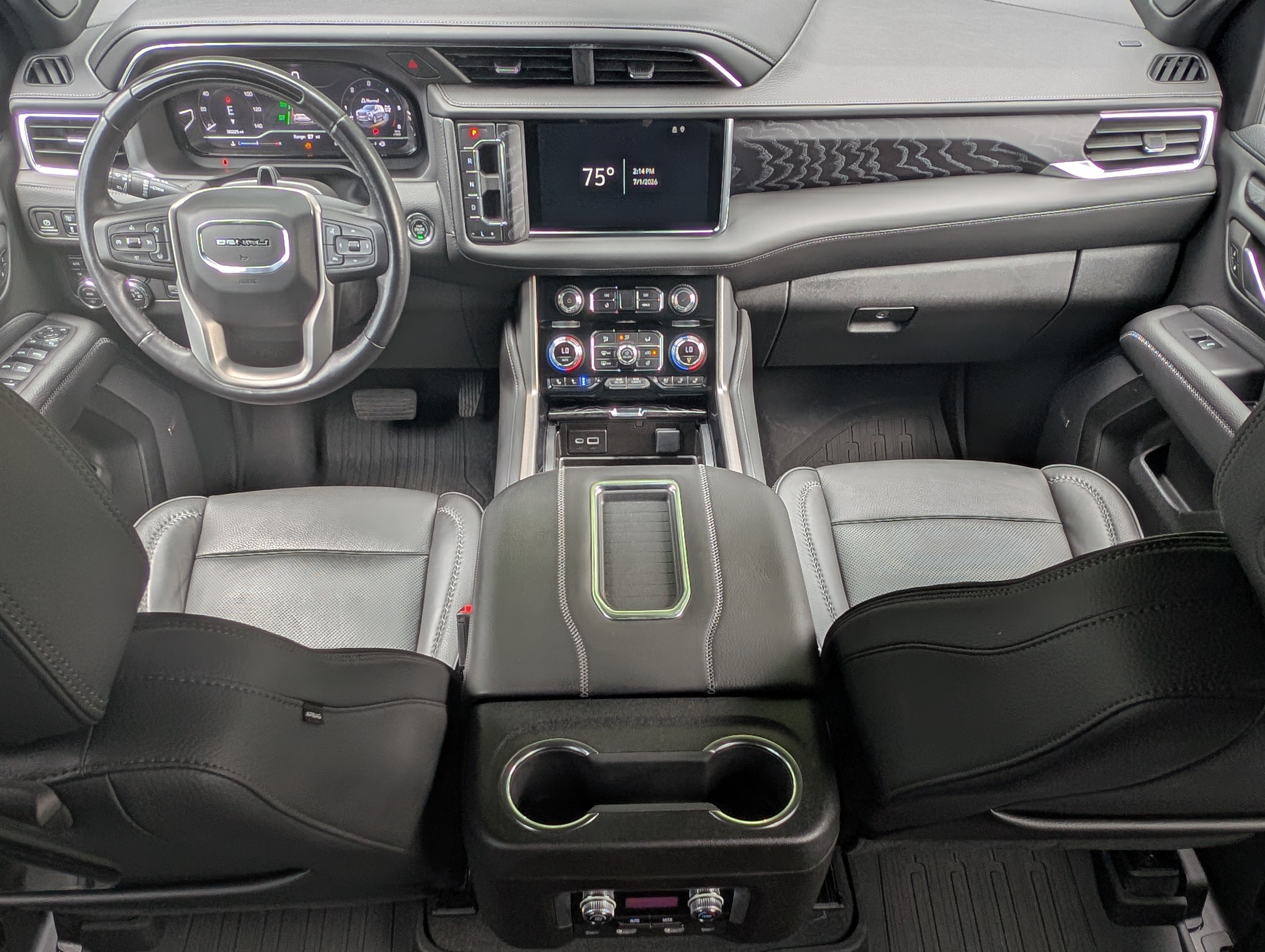 Used 2023 GMC Yukon XL Denali w/ Denali Reserve Package AWD/4WD image 24