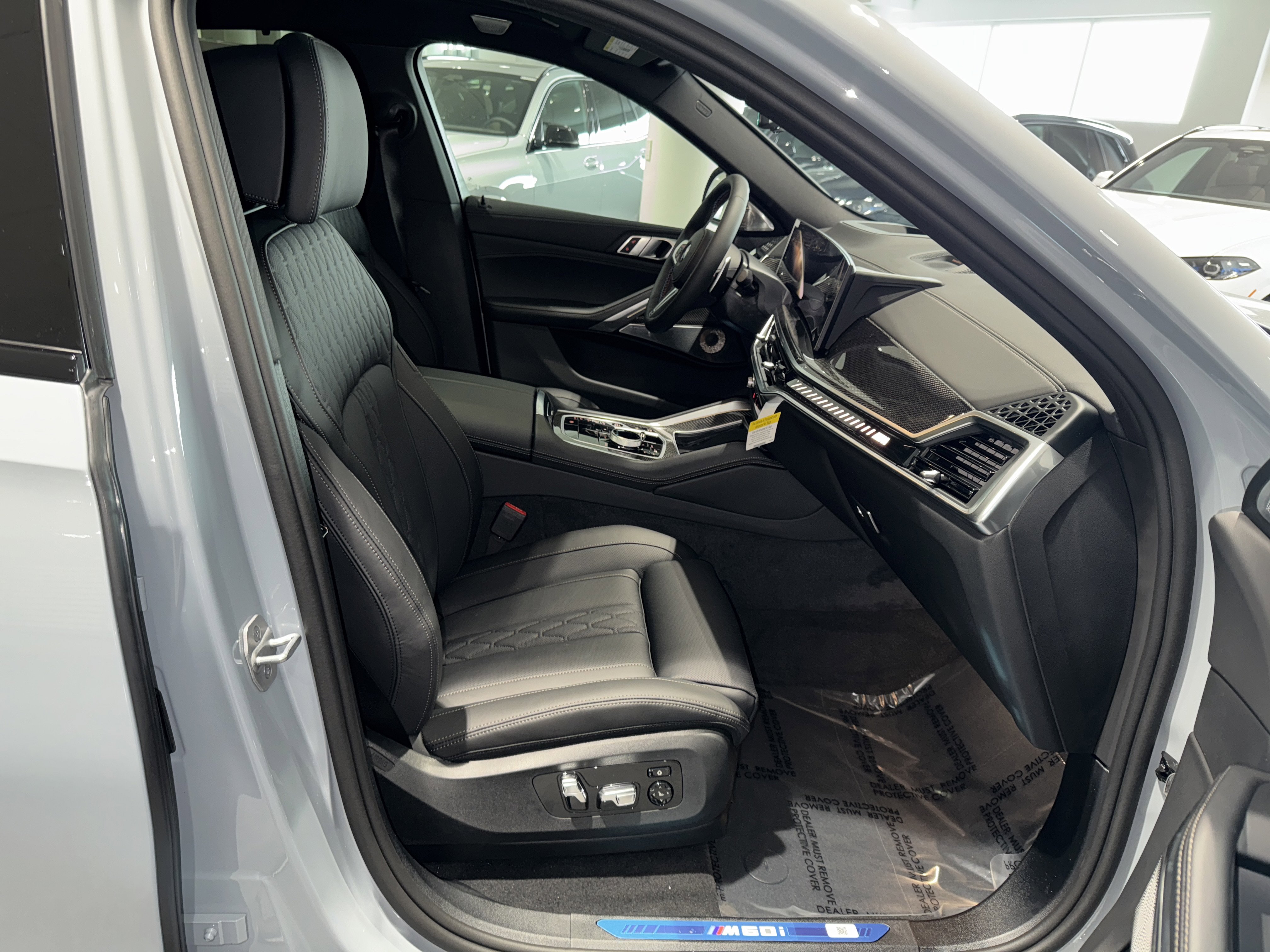 New 2026 BMW X6 M60i w/ Executive Package image 9