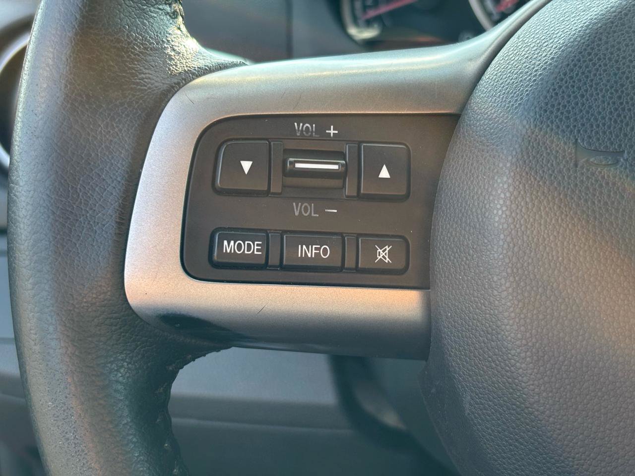 Used 2013 MAZDA MAZDA2 Touring FWD image 20