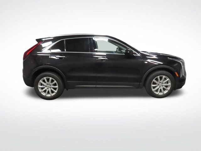 Certified 2023 Cadillac XT4 Luxury w/ Cold Weather Package AWD/4WD image 7