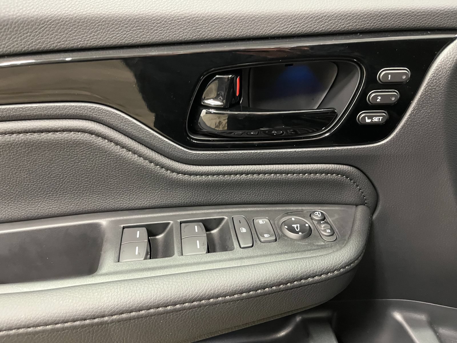 New 2026 Honda Odyssey Elite image 11