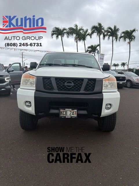 Used 2015 Nissan Titan SV w/ SV Value Truck Package AWD/4WD image 4