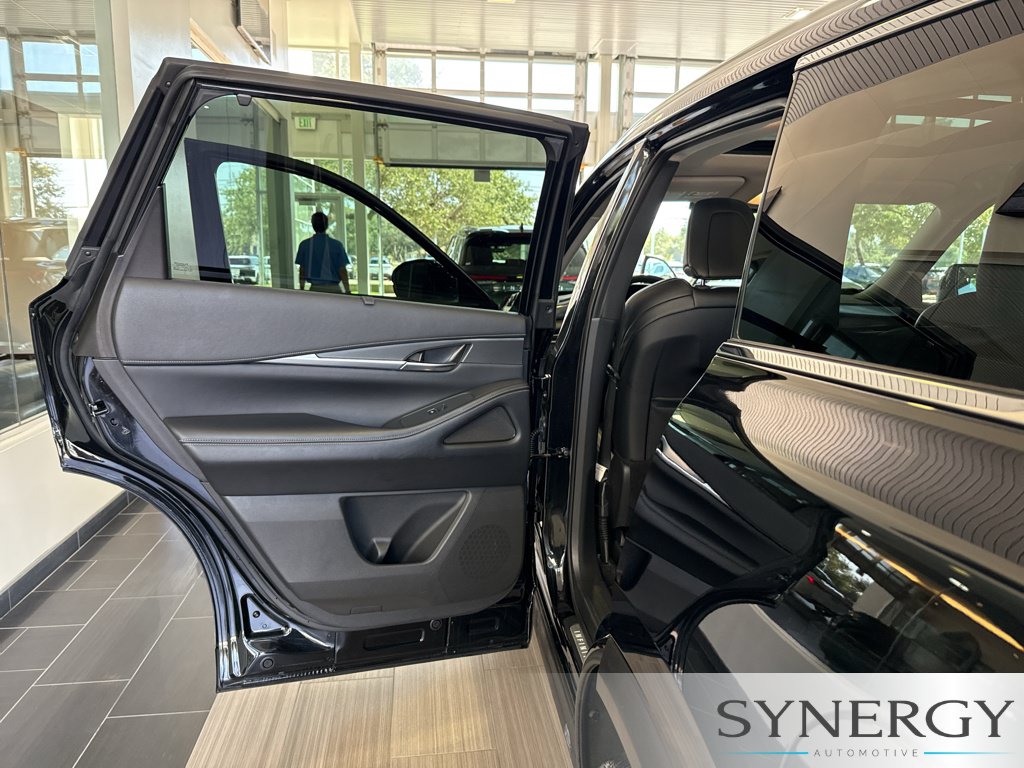 Certified 2023 INFINITI QX60 Luxe w/ Cargo Package FWD image 27