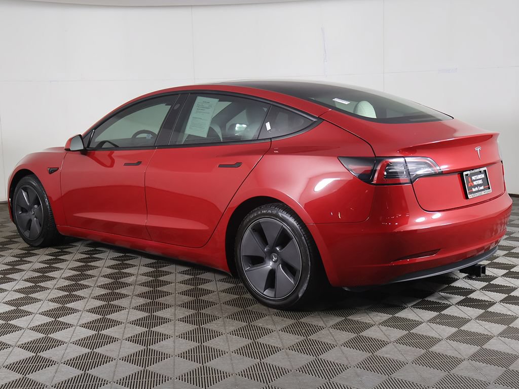 Used 2023 Tesla Model 3 Standard Range RWD image 9
