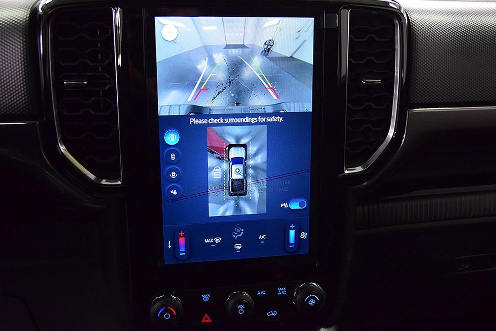 New 2025 Ford Ranger XLT w/ FX4 Off-Road Package image 24