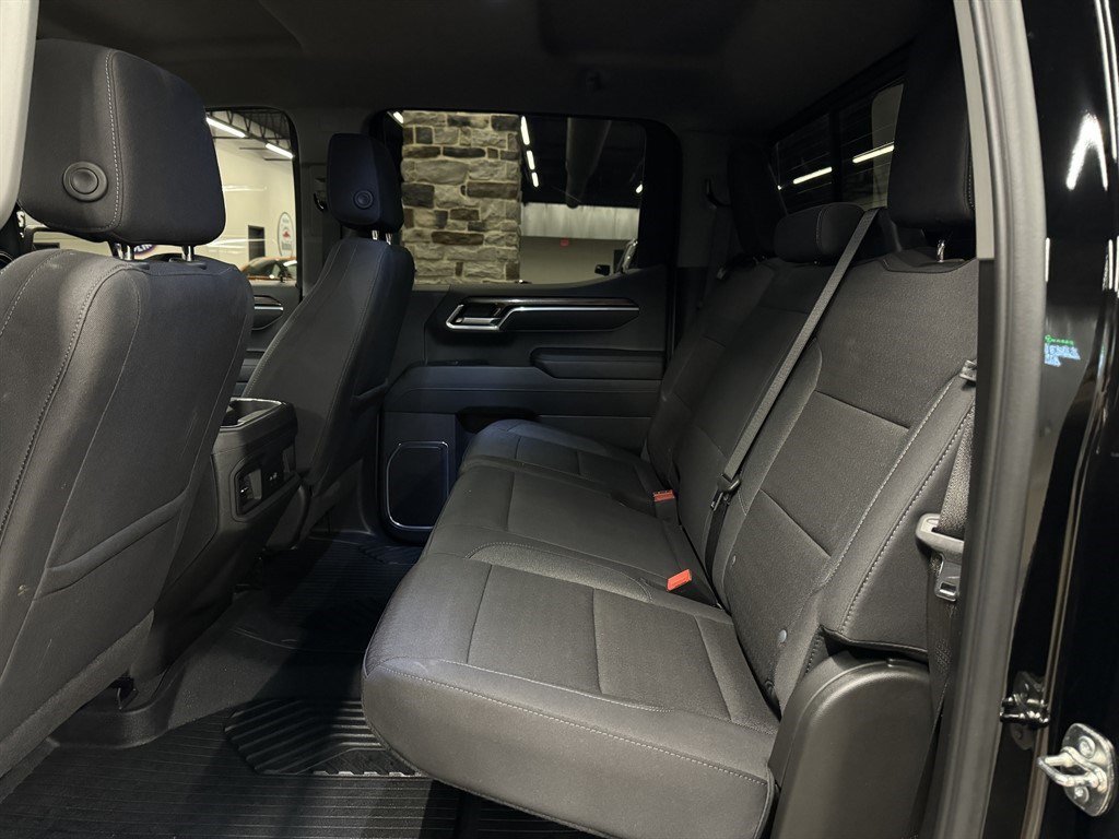 Used 2025 Chevrolet Silverado 1500 LT w/ Safety Package AWD/4WD image 24
