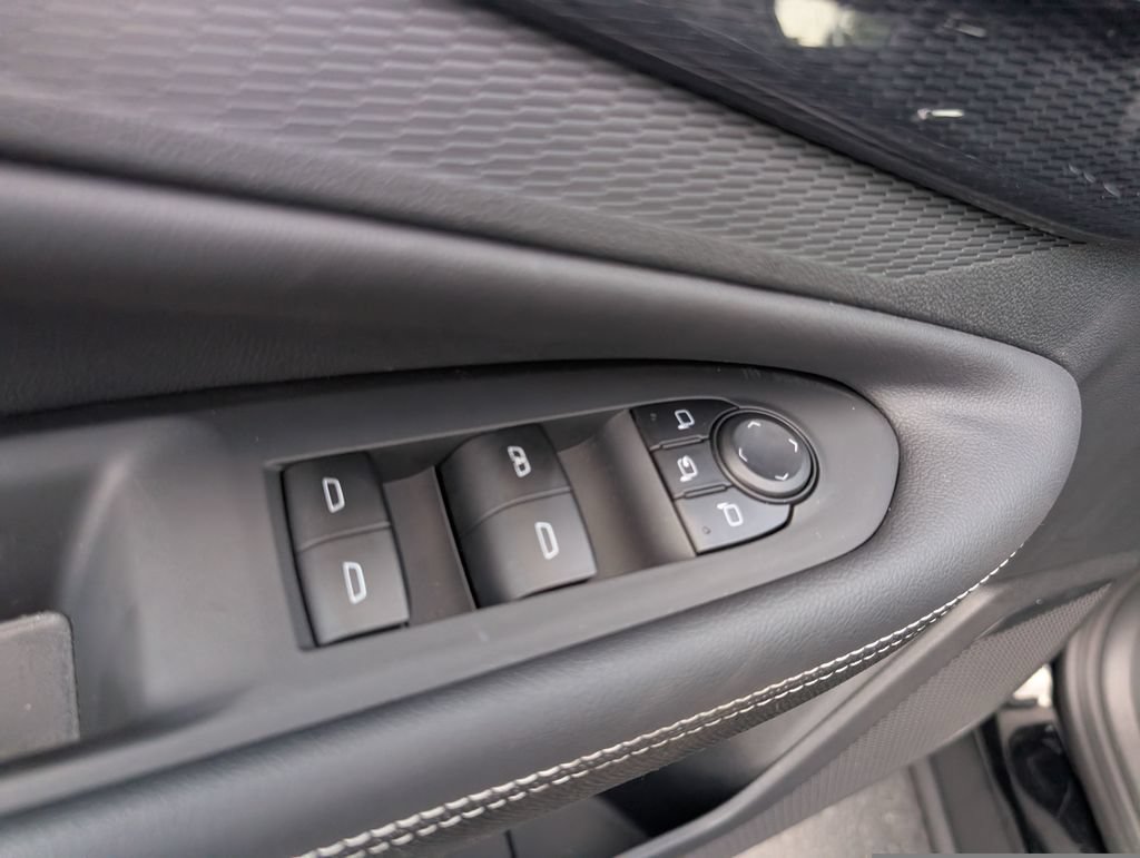New 2026 Chevrolet Blazer EV LT AWD/4WD image 15