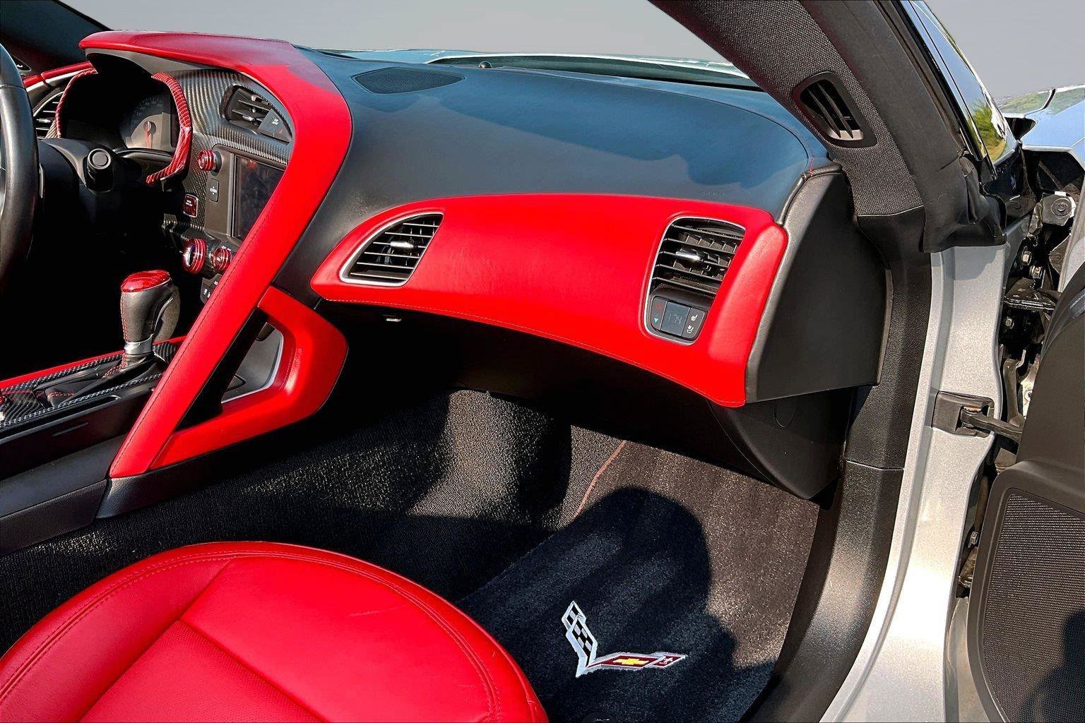 Used 2014 Chevrolet Corvette Stingray Convertible w/ 3LT Preferred Equipment Group RWD image 18