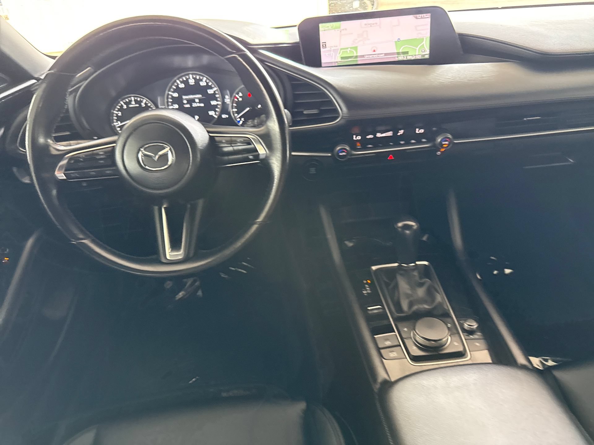 Used 2024 MAZDA MAZDA3 s FWD image 10
