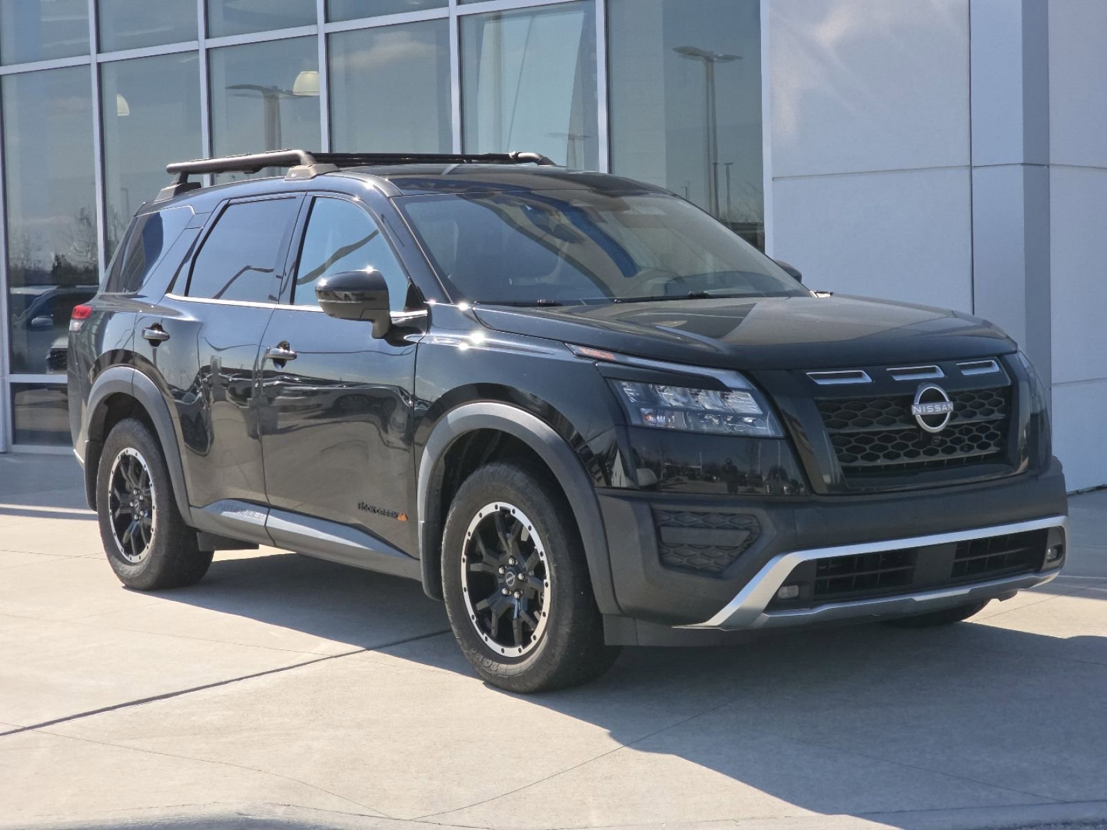 Used 2023 Nissan Pathfinder Rock Creek AWD/4WD image 2