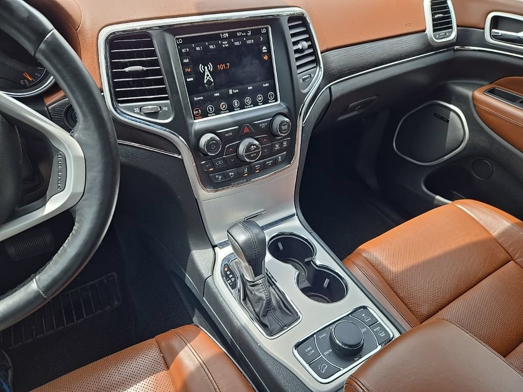 Used 2018 Jeep Grand Cherokee Summit AWD/4WD image 25
