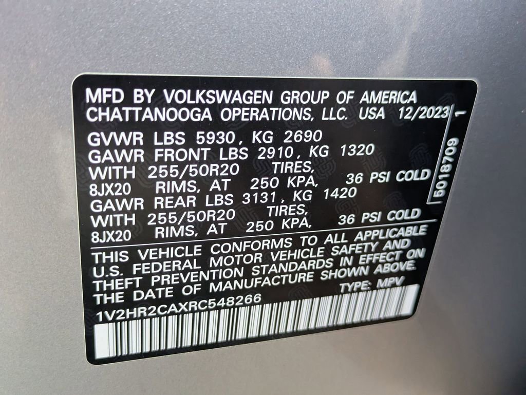 Used 2024 Volkswagen Atlas SE image 32