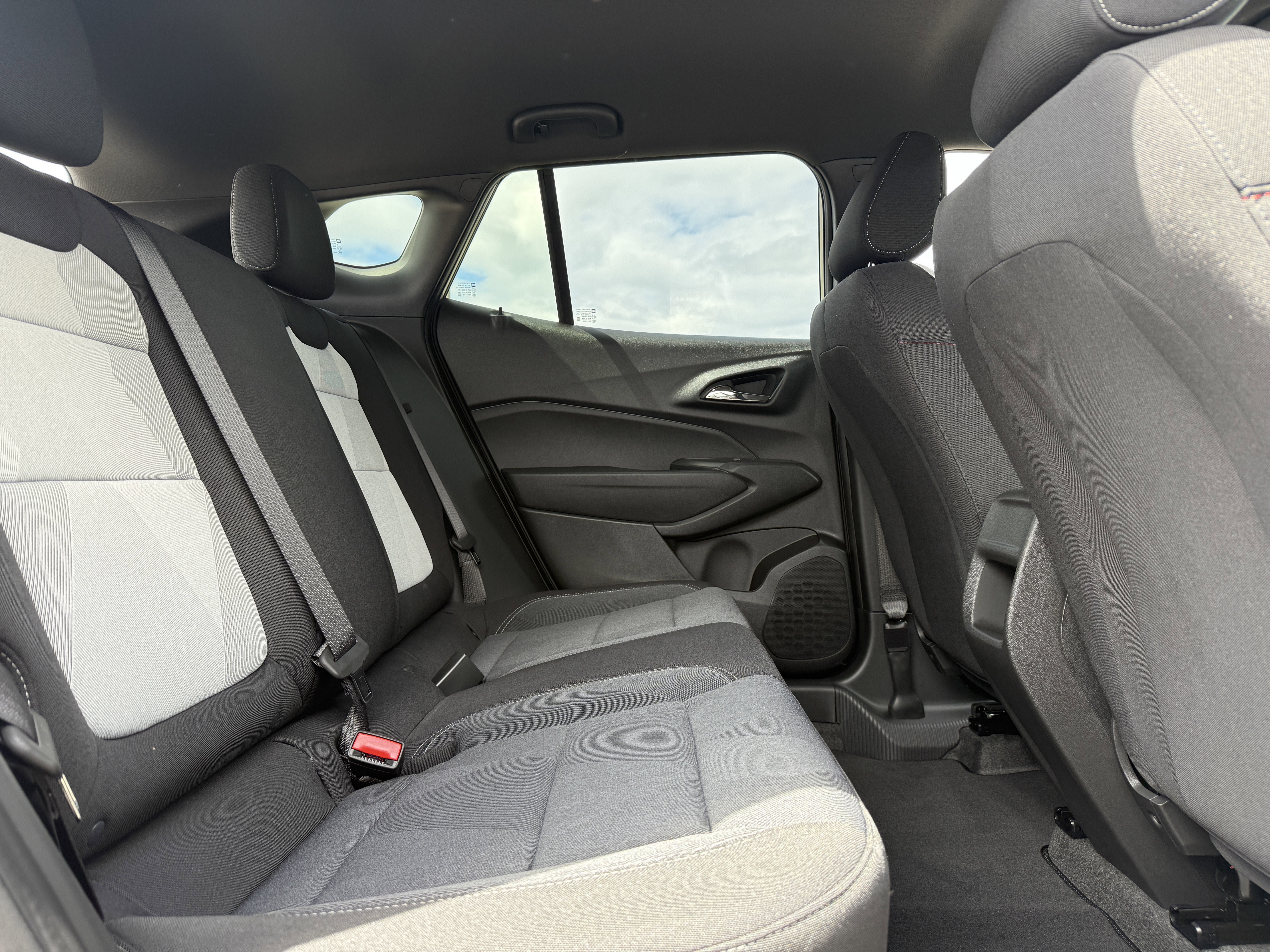 New 2026 Chevrolet Trax RS w/ Driver Confidence Package FWD image 25