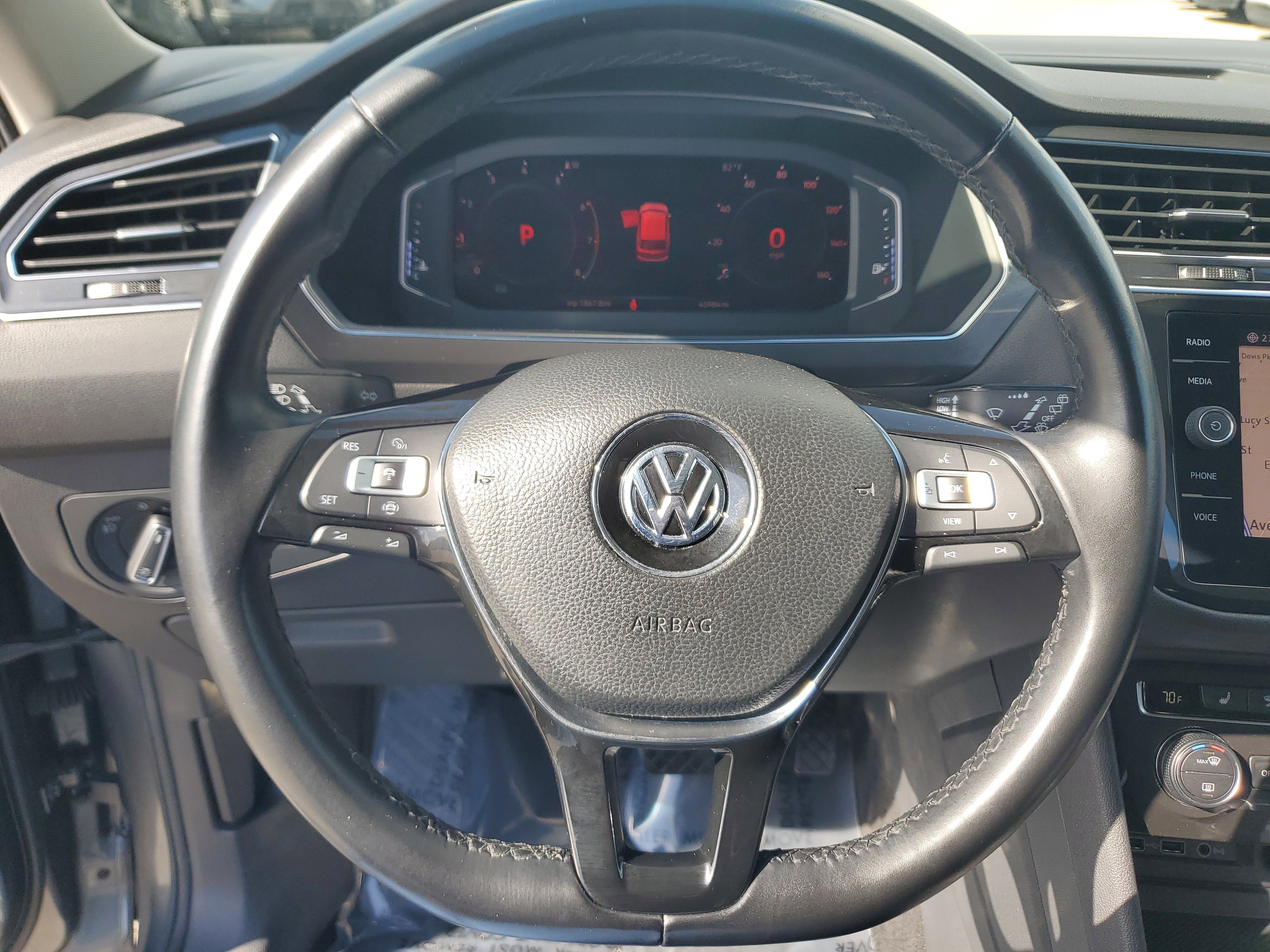 Used 2019 Volkswagen Tiguan SEL image 22