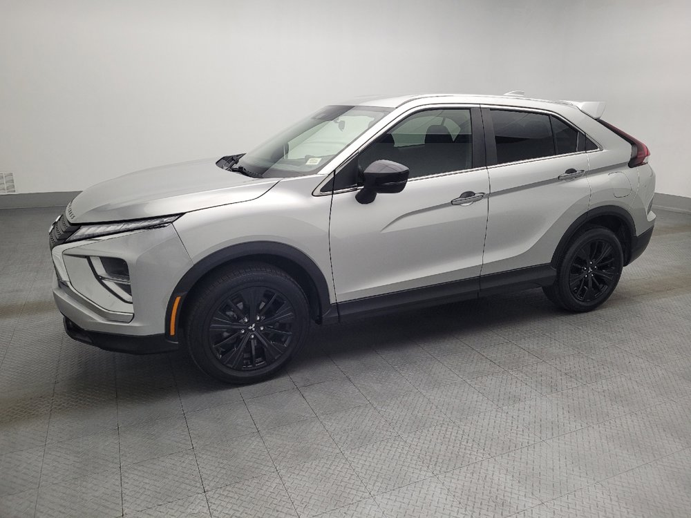 Used 2022 Mitsubishi Eclipse Cross LE image 2