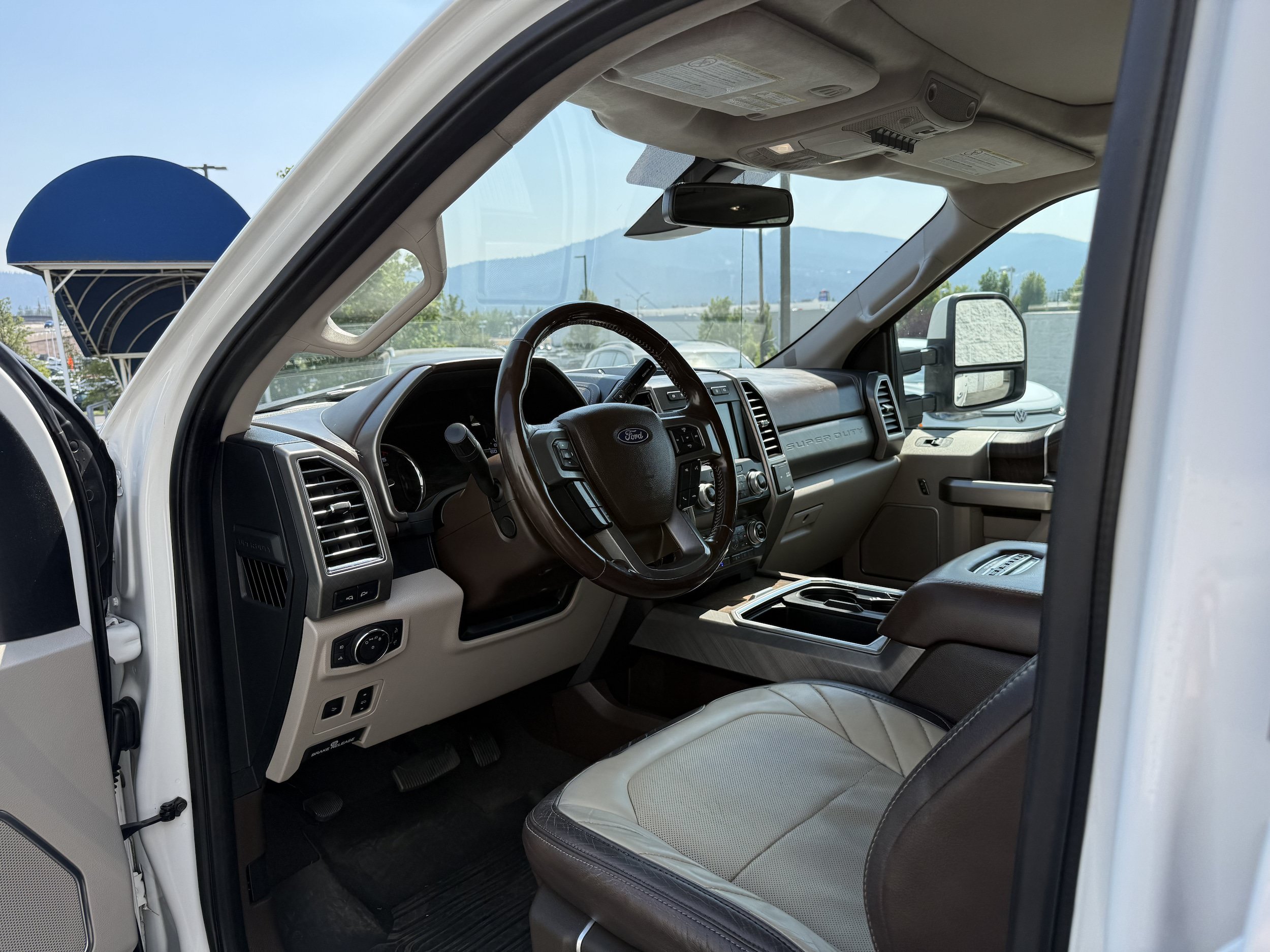 Used 2019 Ford F350 Limited AWD/4WD image 12