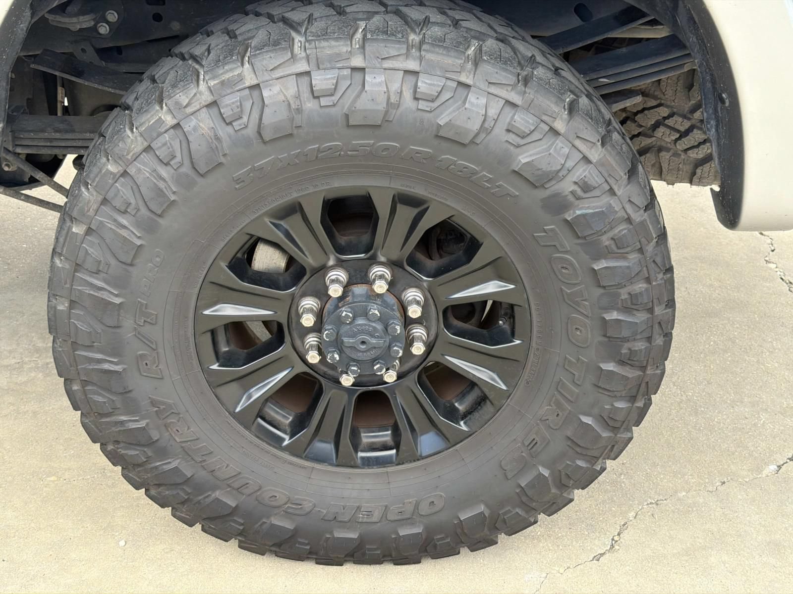 Used 2022 Ford F250 Lariat w/ Tremor Off-Road Package AWD/4WD image 3