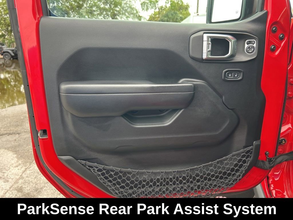 Used 2020 Jeep Wrangler Sport image 32