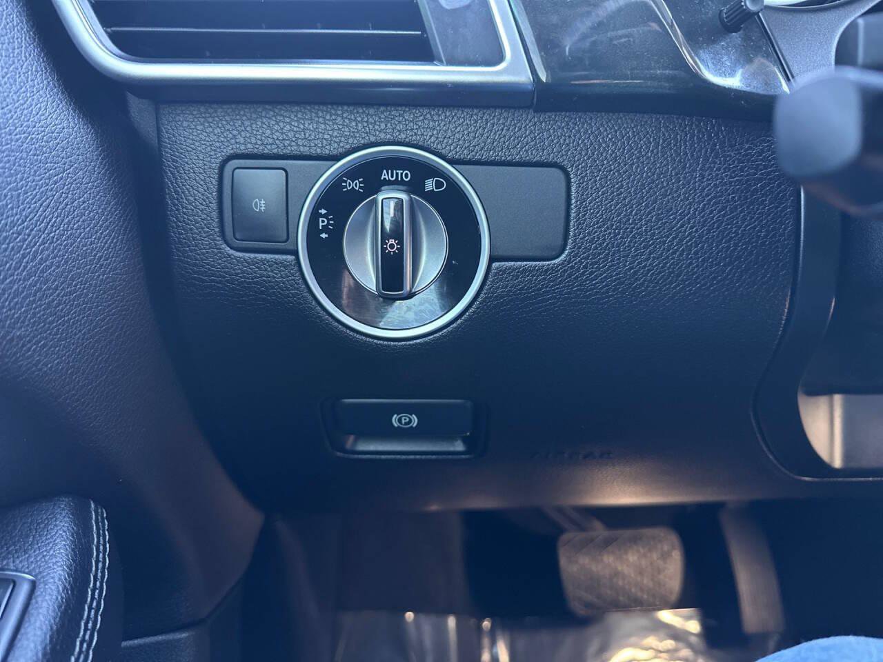 Used 2015 Mercedes-Benz ML 350 4MATIC image 24