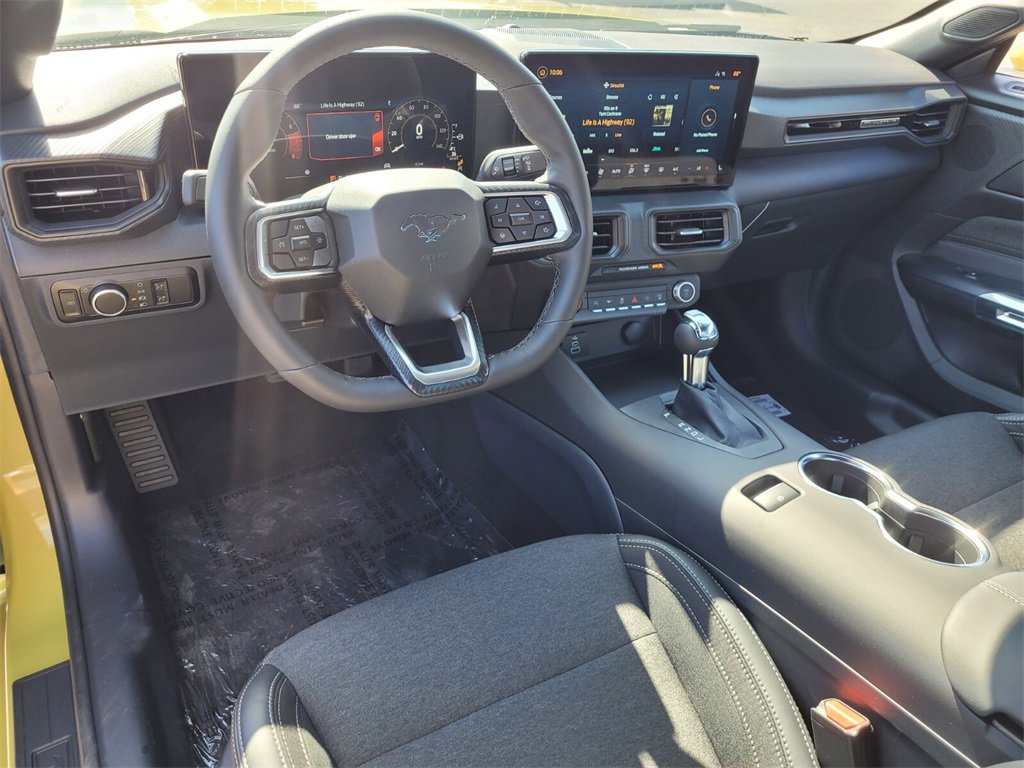 New 2025 Ford Mustang Coupe image 8