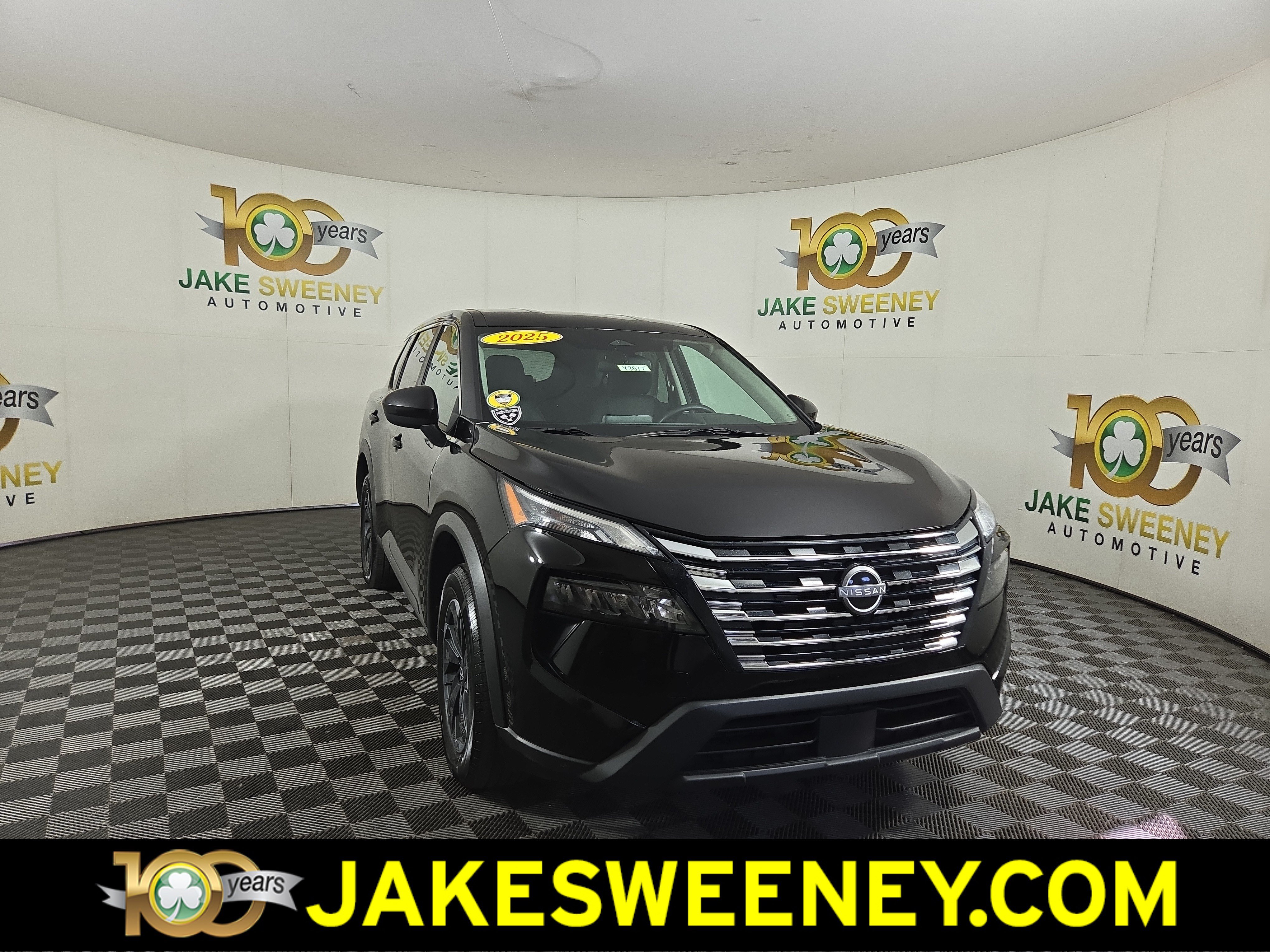 Used 2025 Nissan Rogue SV