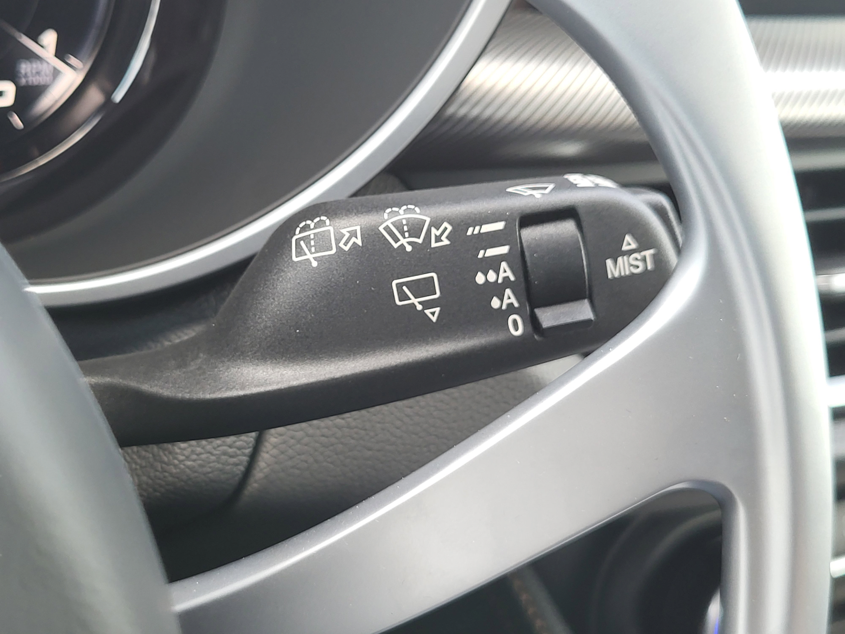 New 2025 Alfa Romeo Stelvio Sprint AWD/4WD image 35