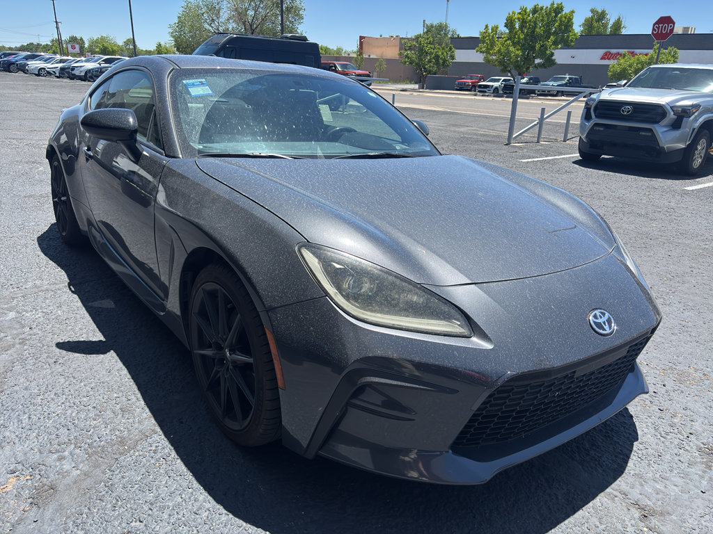 Used 2025 Toyota GR86 Premium RWD image 35