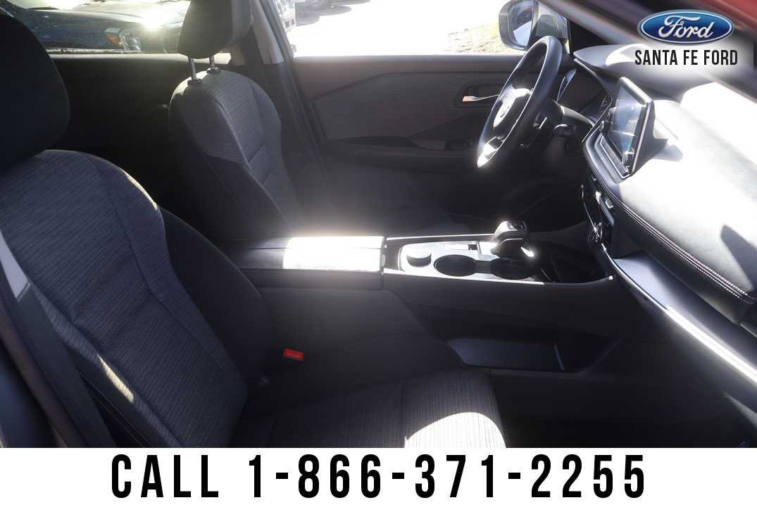 Used 2023 Nissan Rogue SV AWD/4WD image 27