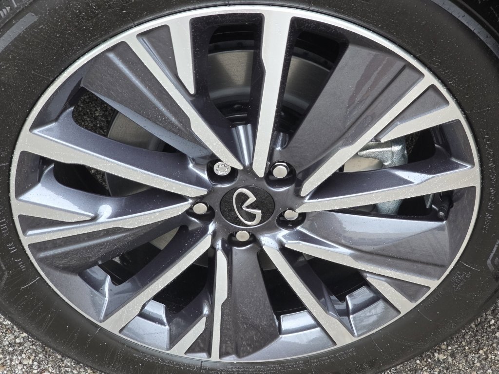 New 2026 INFINITI QX60 Luxe w/ Cargo Package image 16