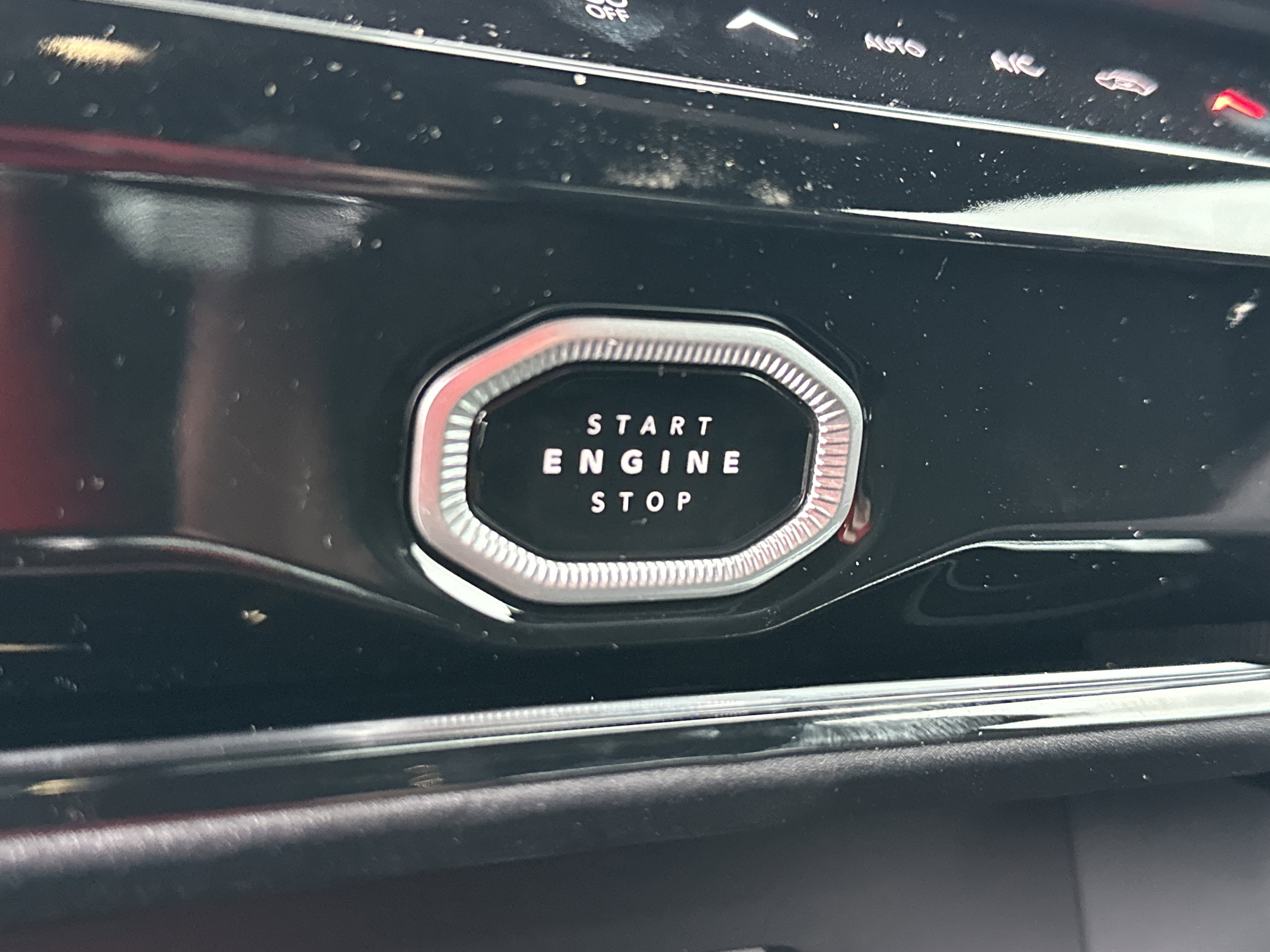 New 2026 Jeep Grand Cherokee Limited Reserve image 6