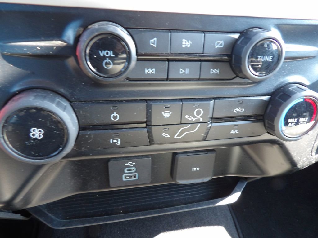 Used 2024 Ford F250 XLT image 22