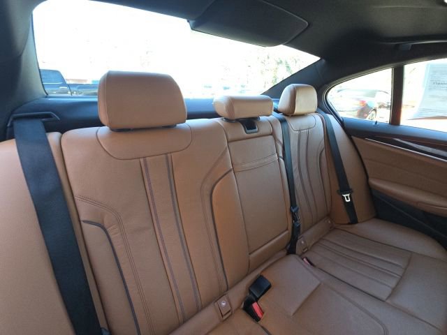 Used 2019 BMW 540i w/ Premium Package RWD image 11