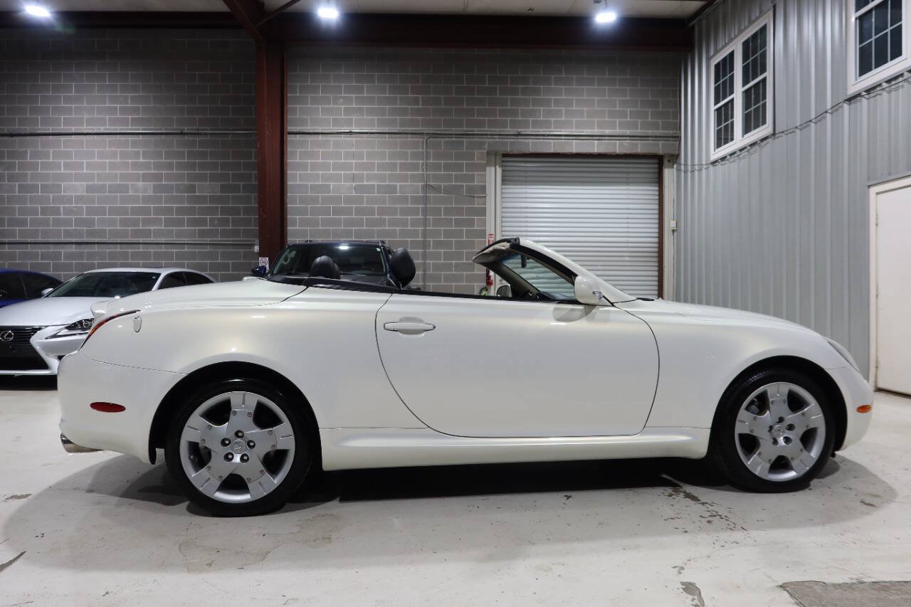 Used 2005 Lexus SC 430 Convertible RWD image 6
