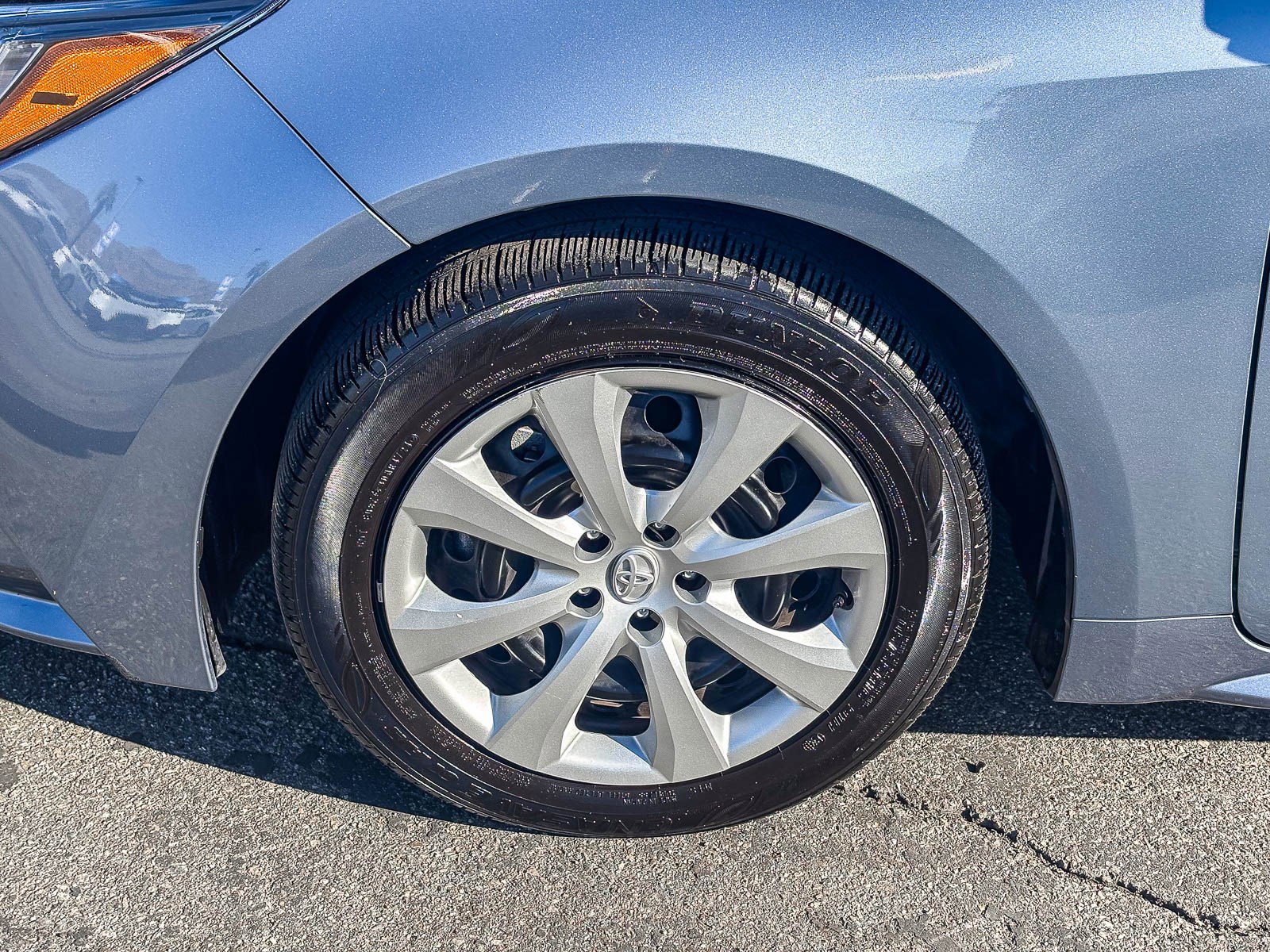 Certified 2025 Toyota Corolla LE FWD image 11