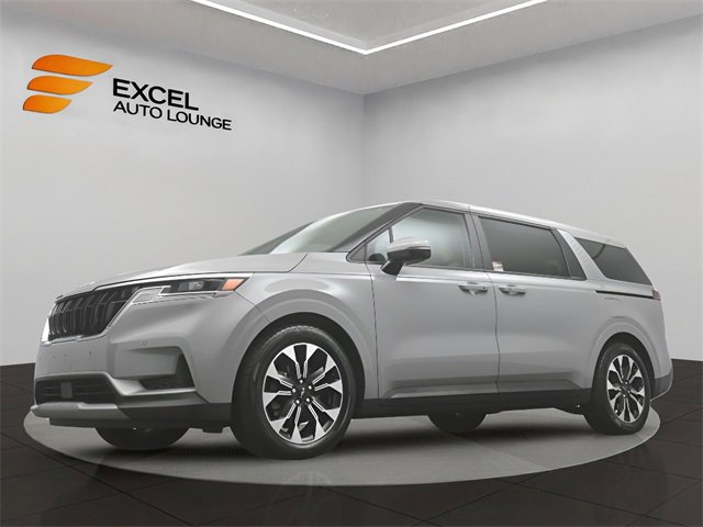 Used 2022 Kia Carnival EX image 36