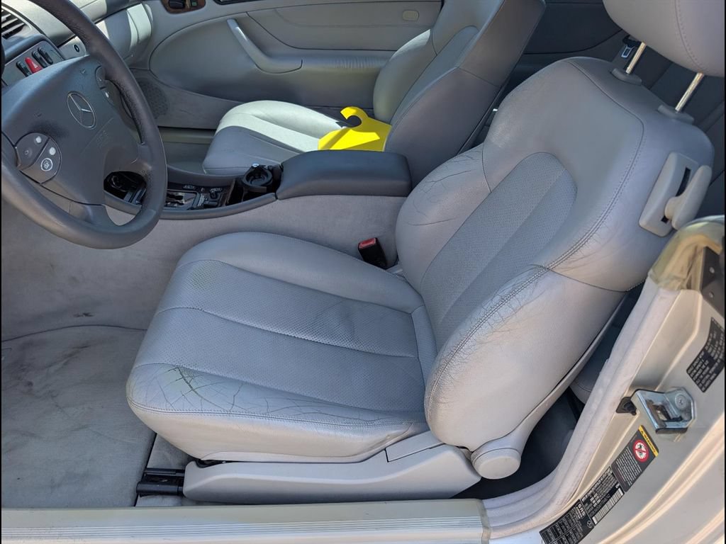 Used 2000 Mercedes-Benz CLK 320 Cabriolet image 10