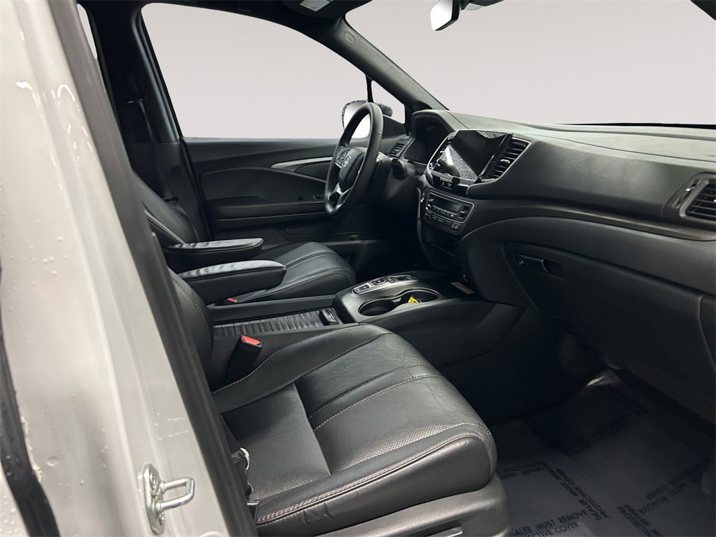 Used 2022 Honda Passport TrailSport image 15