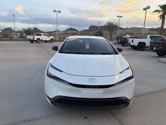 Certified 2025 Toyota Prius LE FWD image 2