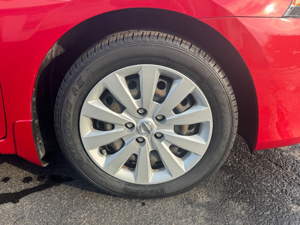 Used 2013 Nissan Sentra SV image 11