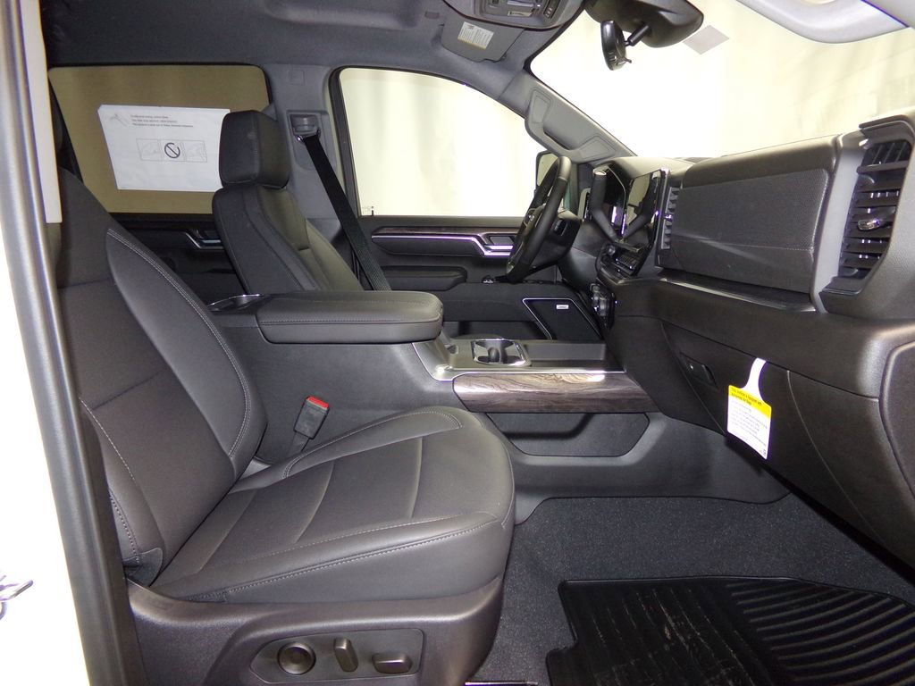 New 2025 Chevrolet Silverado 2500 LTZ w/ LTZ Plus Package image 8