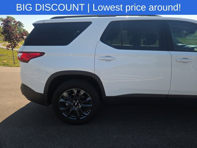 Used 2020 Chevrolet Traverse RS w/ LPO, Floor Liner Package FWD image 9