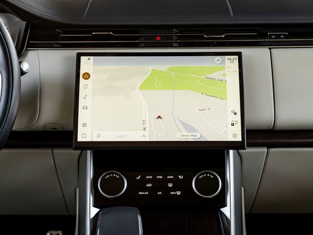 Used 2023 Land Rover Range Rover SE image 21