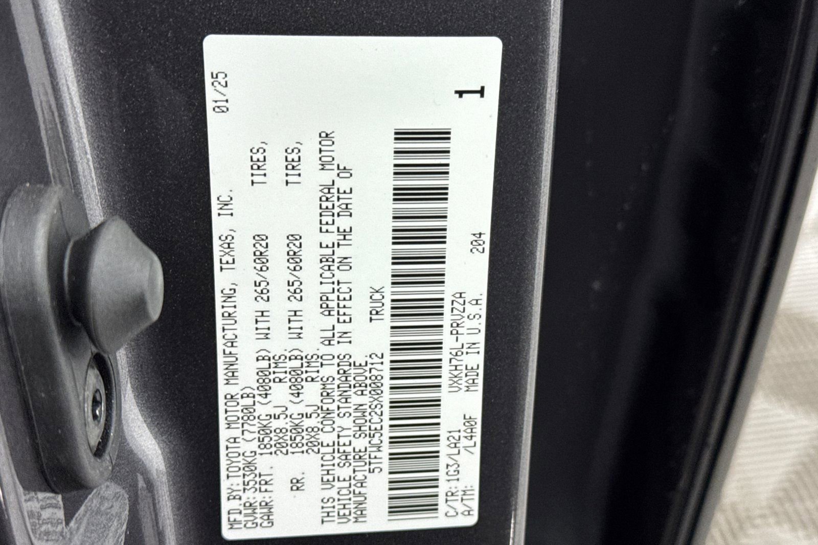 New 2025 Toyota Tundra Limited image 27